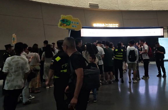 三星堆电子讲解器多少钱? 那个比较好？