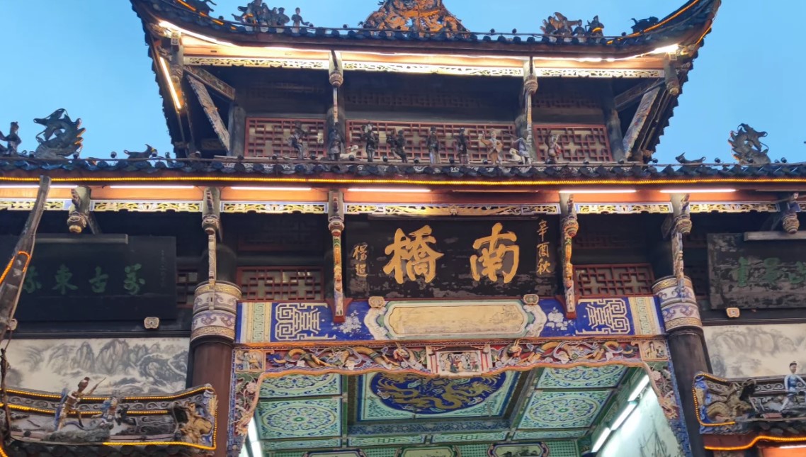 成都一日跟团游:三星堆+都江堰！